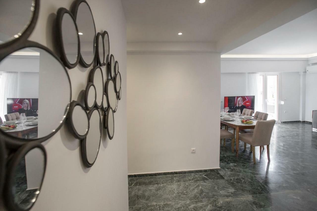 Roomy And Comfortable Apartment Near Acropolis By Ghh Афины Экстерьер фото