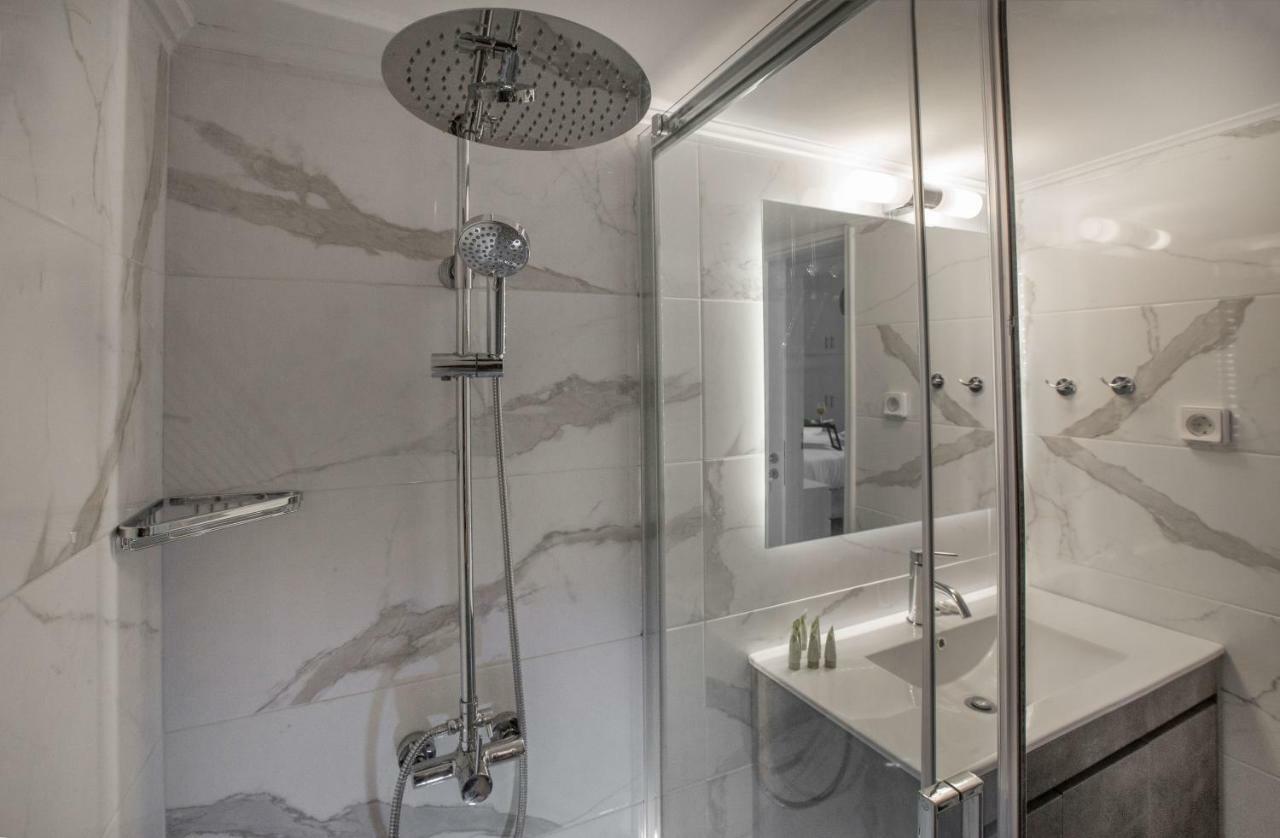 Roomy And Comfortable Apartment Near Acropolis By Ghh Афины Экстерьер фото